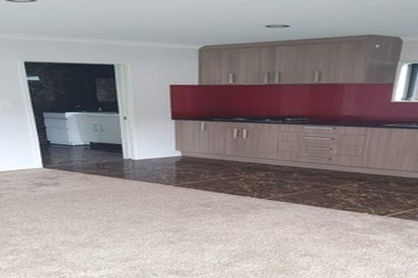 Photo of property in 2/18 York Road, Papatoetoe, Auckland, 2104