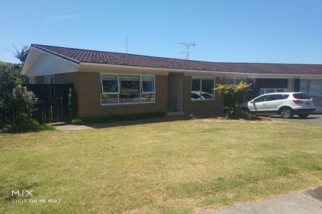 Photo of property in 2/1 Willow Way, Sunnyhills, Auckland, 2010