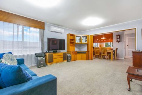Photo of property in 102 Sartors Avenue, Browns Bay, Auckland, 0630