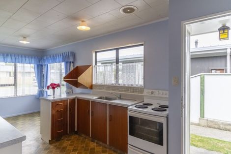 Photo of property in 28 York Avenue, Tamatea, Napier, 4112