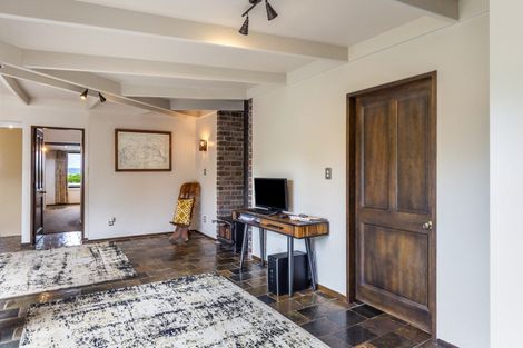 Photo of property in 15 Cameron Drive, Acacia Bay, Taupo, 3385