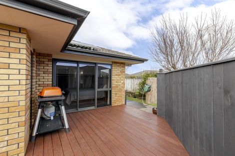 Photo of property in 30 Jules Crescent, Bell Block, New Plymouth, 4312