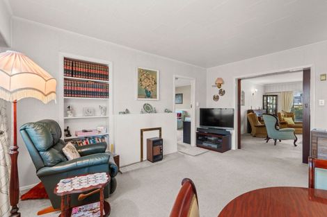 Photo of property in 16 Queen Alexandra Street, Lansdowne, Masterton, 5810