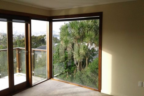 Photo of property in 2/20a Rawene Road, Birkenhead, Auckland, 0626
