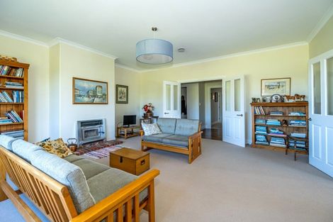 Photo of property in 61 Hekeao Road, Surrey Hills, Ashburton, 7778