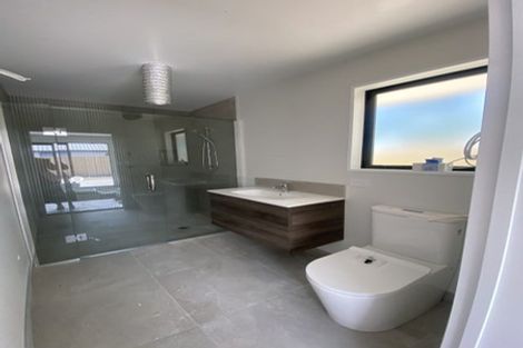 Photo of property in 19 Crossley Avenue, Woodend, 7610