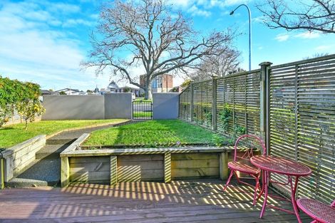 Photo of property in 2/8 Landscape Road, Papatoetoe, Auckland, 2025
