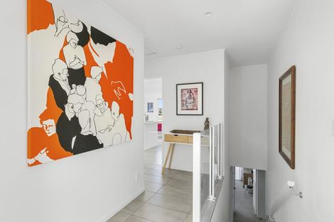 Photo of property in 8 Nadia Grove, Khandallah, Wellington, 6035