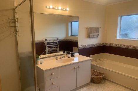 Photo of property in 11 Ngamotu Place, Mount Maunganui, 3116