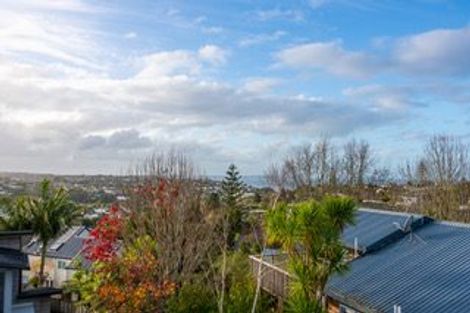 Photo of property in 131a Kowhai Road, Mairangi Bay, Auckland, 0630