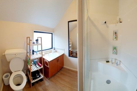 Photo of property in 4/19 Grove Road, Addington, Christchurch, 8024