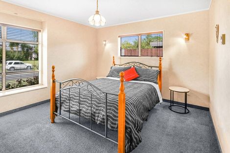 Photo of property in 51 Glen Lynne Avenue, Queenwood, Hamilton, 3210