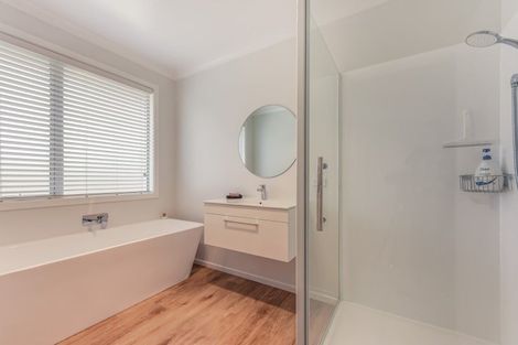 Photo of property in 8 Boysenberry Grove, Richmond, 7020