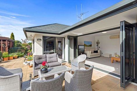Photo of property in 16 Matemuri Drive, Papamoa Beach, Papamoa, 3118