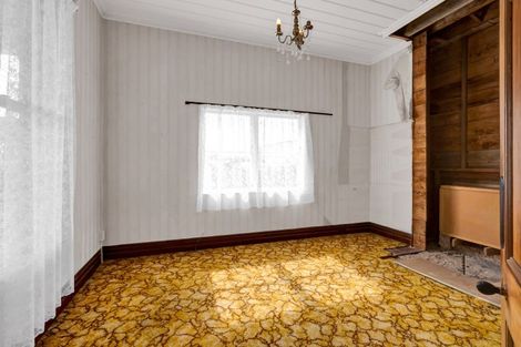 Photo of property in 3 Carrington Street, Inglewood, 4330