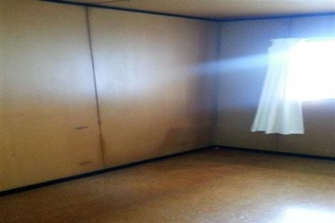 Photo of property in 32 Brentford Place, Manurewa, Auckland, 2102