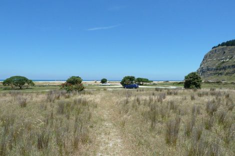 Photo of property in 630 Waipatiki Road, Tangoio, Napier, 4181