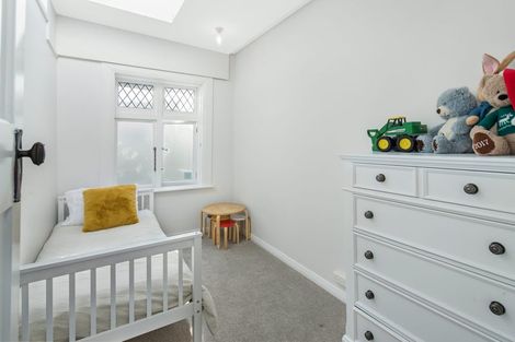 Photo of property in 72 Owhiro Bay Parade, Owhiro Bay, Wellington, 6023