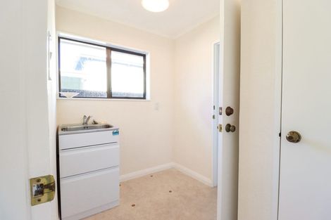 Photo of property in 9 Rolleston Street, Hokowhitu, Palmerston North, 4410