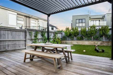 Photo of property in 24 Ian Morrison Road, Hobsonville, Auckland, 0616