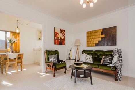 Photo of property in 42 Rogan Street, Mount Roskill, Auckland, 1041