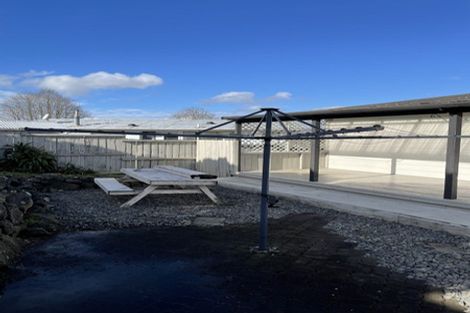 Photo of property in 70 Hyperion Drive, Randwick Park, Auckland, 2105