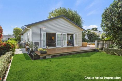 Photo of property in 20 Locarno Street, Opawa, Christchurch, 8023