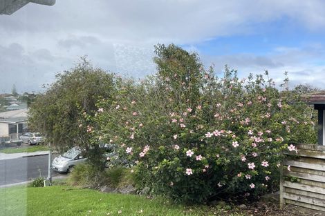 Photo of property in 70 Angelo Avenue, Howick, Auckland, 2014