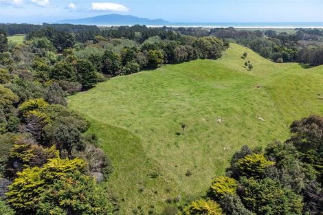 Photo of property in 84 Te Hapua Road, Te Horo, Otaki, 5581