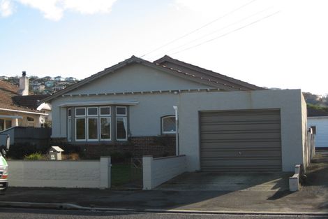 Photo of property in 11 Coughtrey Street, Saint Clair, Dunedin, 9012