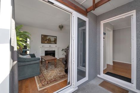 Photo of property in 10 Pembroke Street, Westown, New Plymouth, 4310