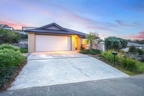 Photo of property in 54 Te Puia Drive, Aotea, Porirua, 5024