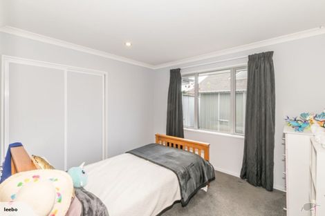 Photo of property in 4 Franklin Drive, Rangiora, 7400