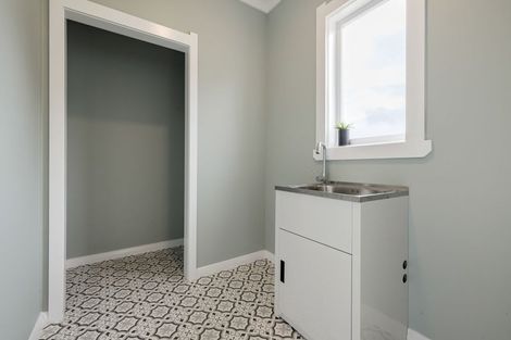 Photo of property in 17 Hinau Street, Maeroa, Hamilton, 3200