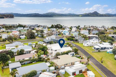 Photo of property in 15 The Crowsnest, Cooks Beach, Whitianga, 3591