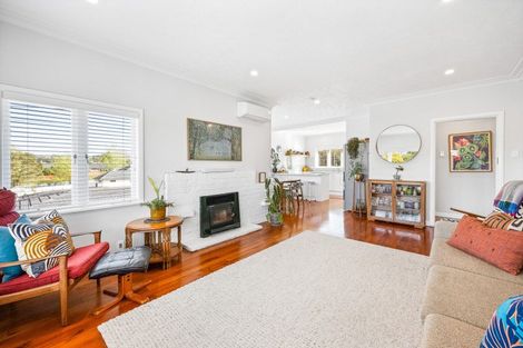 Photo of property in 41 Parker Avenue, New Lynn, Auckland, 0600