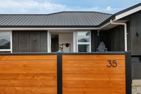 Photo of property in 35 Smitham Drive, Cromwell, 9310