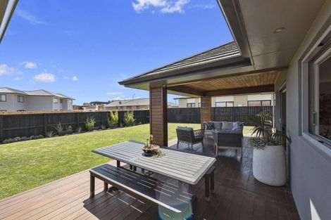 Photo of property in 32 Glaisdale Crescent, Flagstaff, Hamilton, 3210