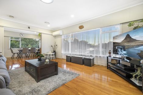 Photo of property in 5 Freshney Place, Hillpark, Auckland, 2102