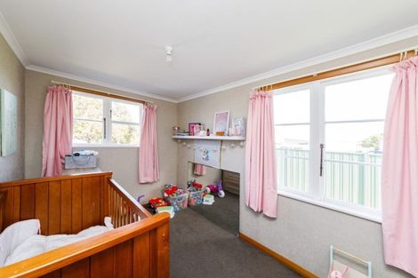 Photo of property in 28 Lower High Street, Marton, 4710