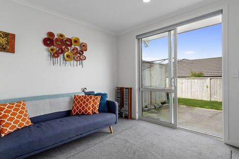 Photo of property in Waterview Estate, 64/4 Greystone Place, Omokoroa, 3114