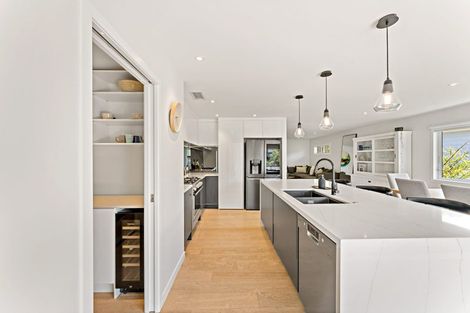 Photo of property in 16 Rewi Street, Torbay, Auckland, 0630