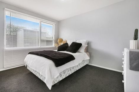 Photo of property in 1/6 Jade Place, Parklands, Christchurch, 8083