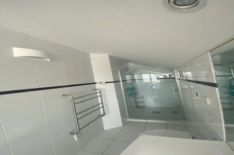 Photo of property in 5-7 Mahoe Street, Eastbourne, Lower Hutt, 5013