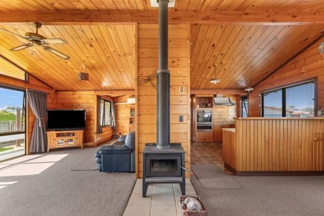 Photo of property in 10a Alpha Avenue, Coastlands, Whakatane, 3120