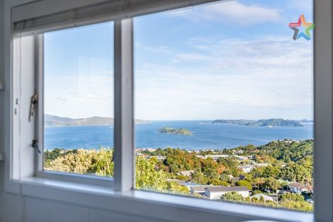 Photo of property in 21b Oakleigh Street, Maungaraki, Lower Hutt, 5010