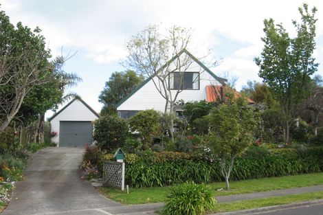 Photo of property in 3 Te Arawa Place, Welcome Bay, Tauranga, 3112
