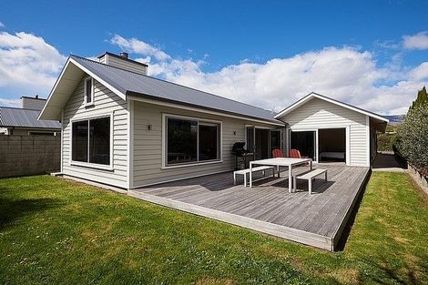 Photo of property in 11b Lansdown Street, Wanaka, 9305