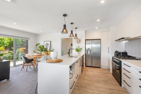 Photo of property in 1 John Dee Crescent, Red Beach, 0932