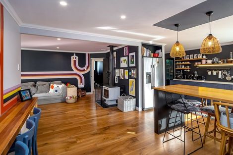 Photo of property in 38b Mcmaster Street, Greytown, 5712